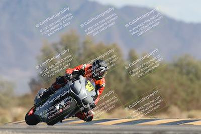 media/Oct-13-2025-Moto Forza (Mon) [[a66d839500]]/2-A Group/Session 4 Turn 7/